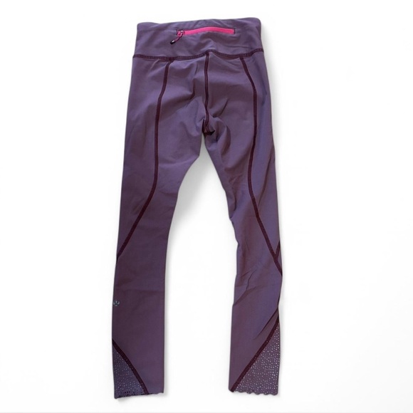 Lululemon - Picture 3 of 3